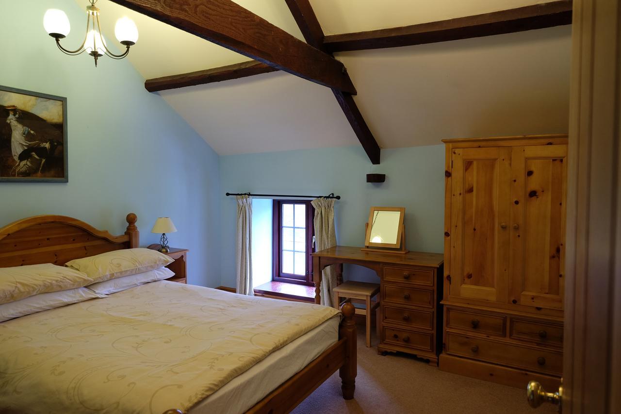 Bed and Breakfast Brynderwen Llangorse Zewnętrze zdjęcie